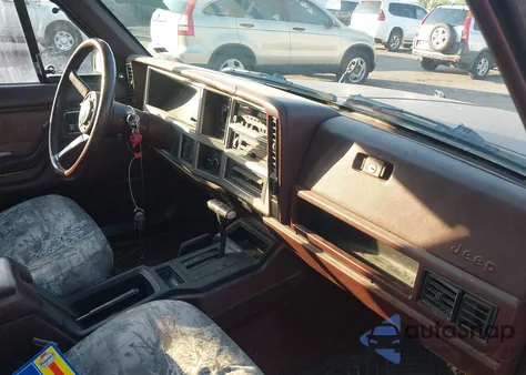 1987 Jeep Cherokee Laredo from USA, damaged, VIN 1JCMR7842HT082040